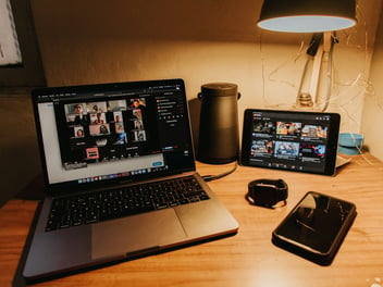 source: https://unsplash.com/photos/black-and-silver-laptop-computer-on-brown-wooden-table-qnWPjzewewA?utm_content=creditShareLink&utm_medium=referral&utm_source=unsplash